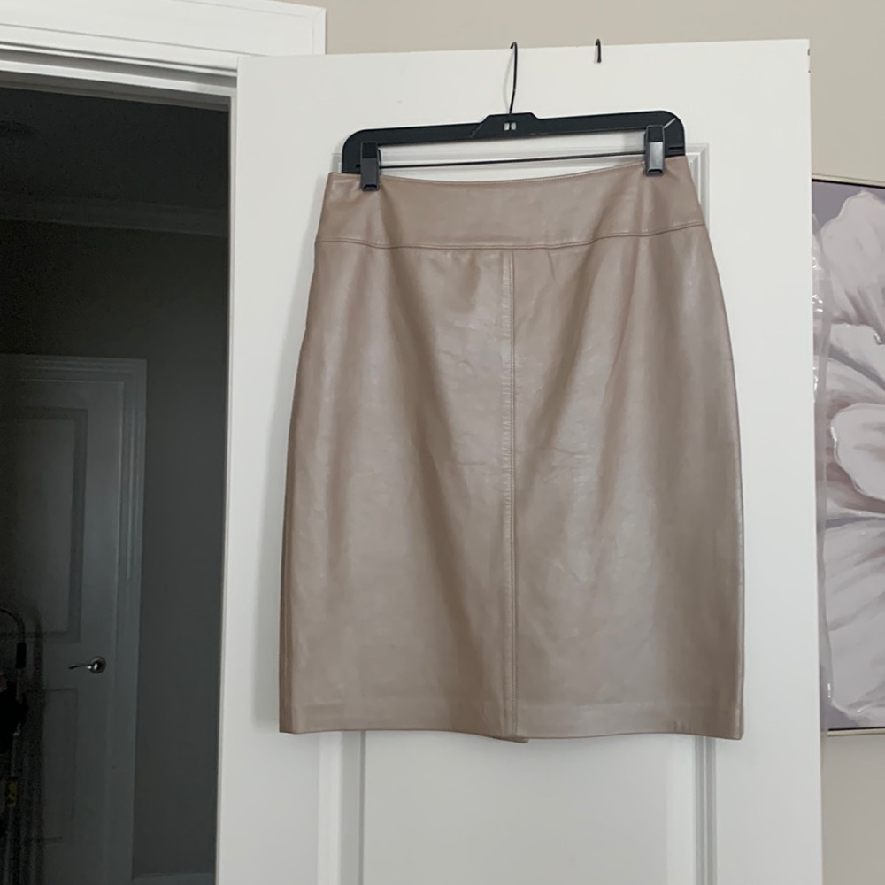🆕 ESCADA Margaretha Loy Lambskin leather skirt